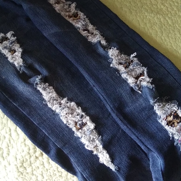 Jeans - Picture 2 of 8